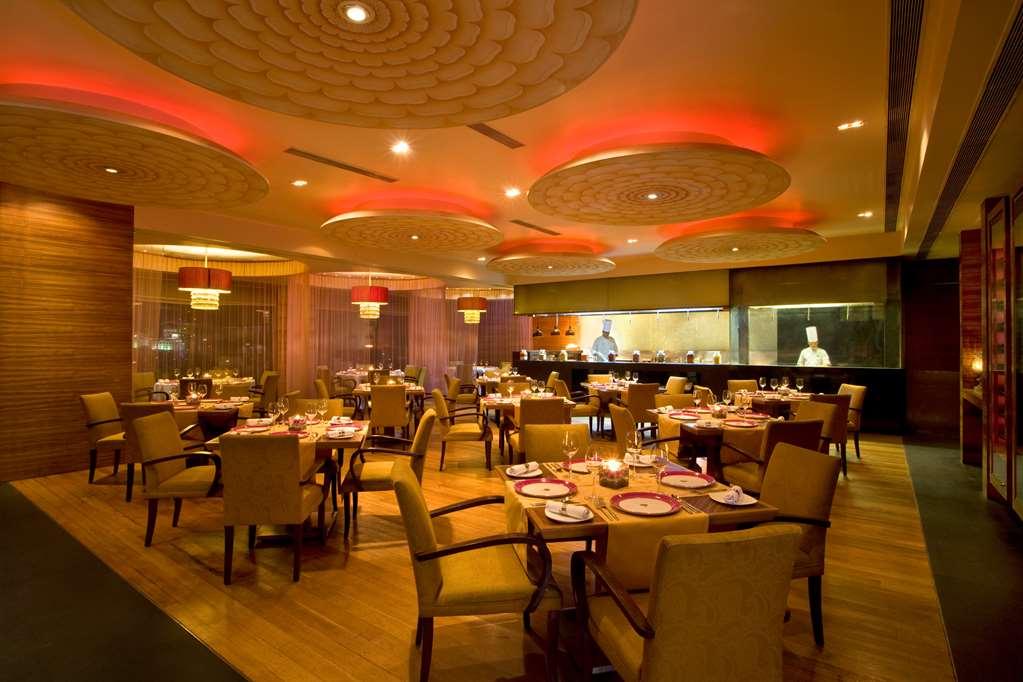 Hyatt Centric Mg Road Bangalore Exterior photo The restaurant