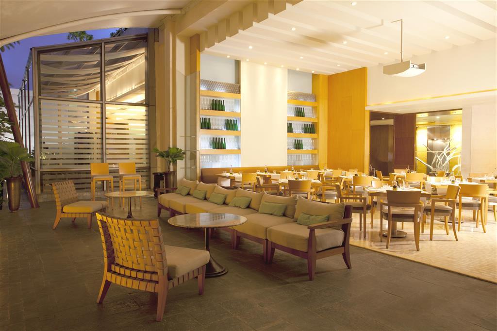 Hyatt Centric Mg Road Bangalore Exterior photo The interior of the restaurant
