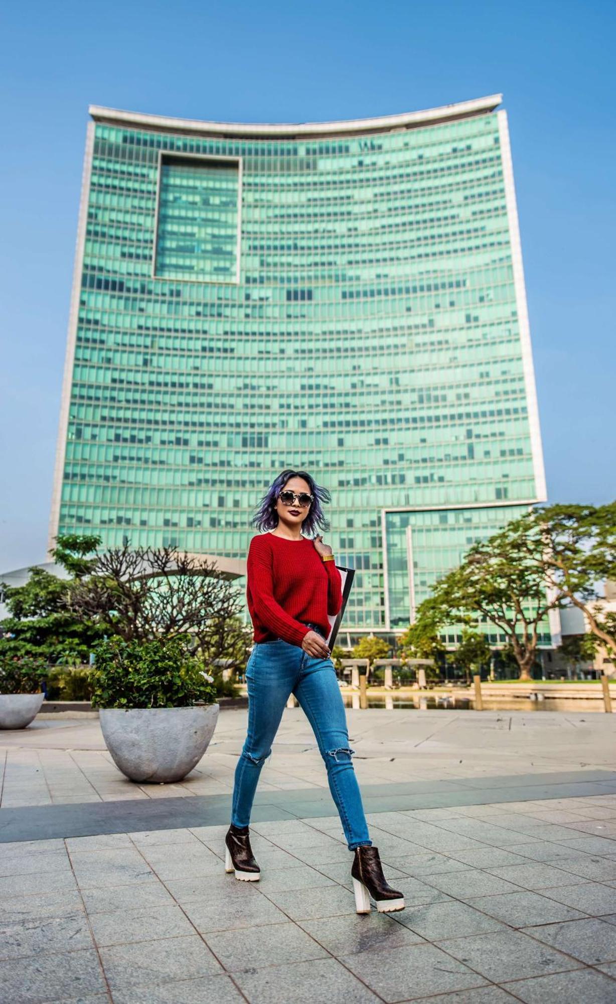 Hyatt Centric Mg Road Bangalore Exterior photo A student at the University of Asia Pacific
